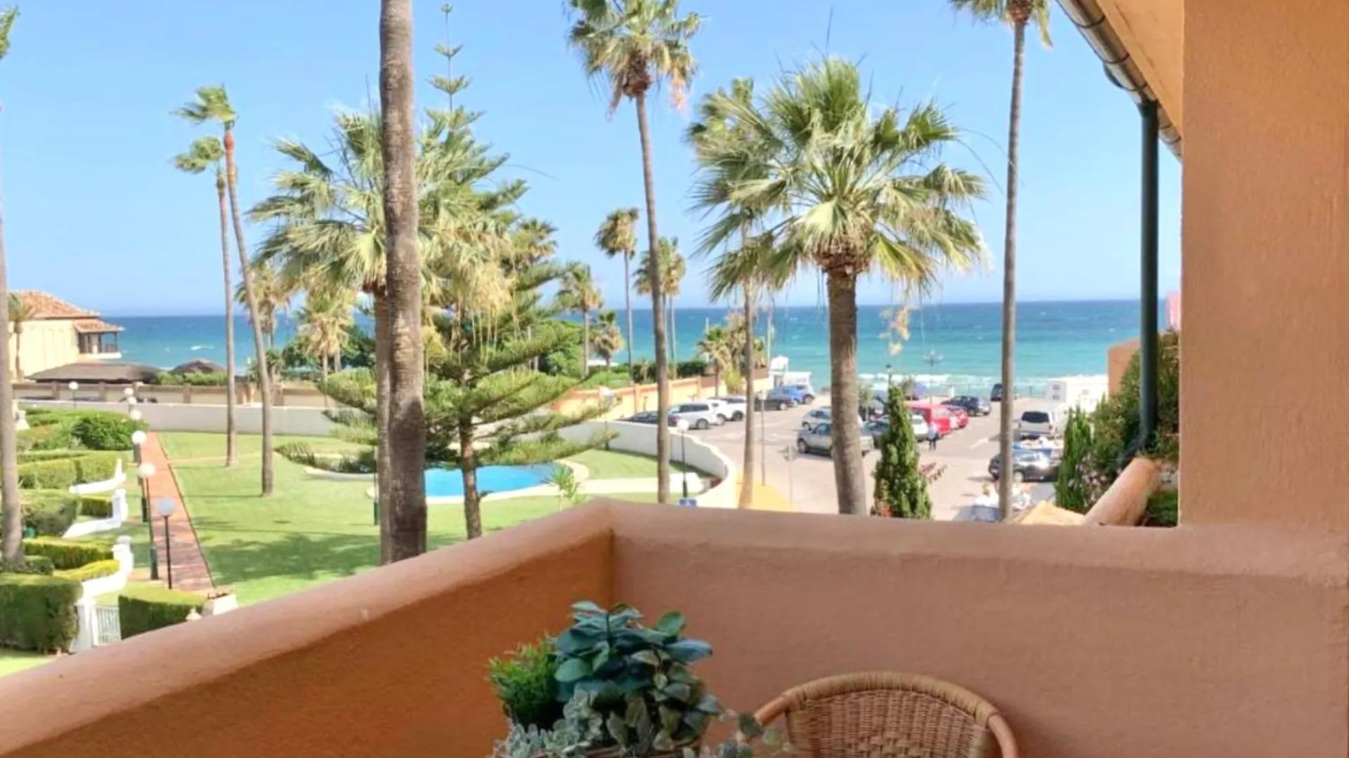 Marbella - Alicate Beachfront Apartment - 5